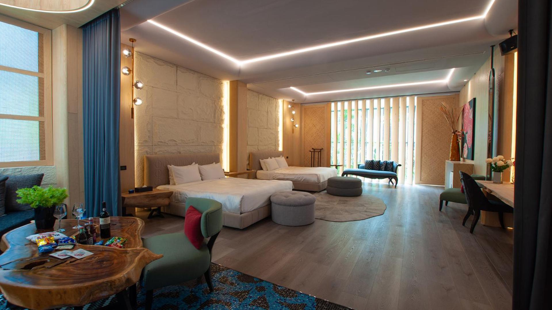 Mulan Motel Taichung Luaran gambar