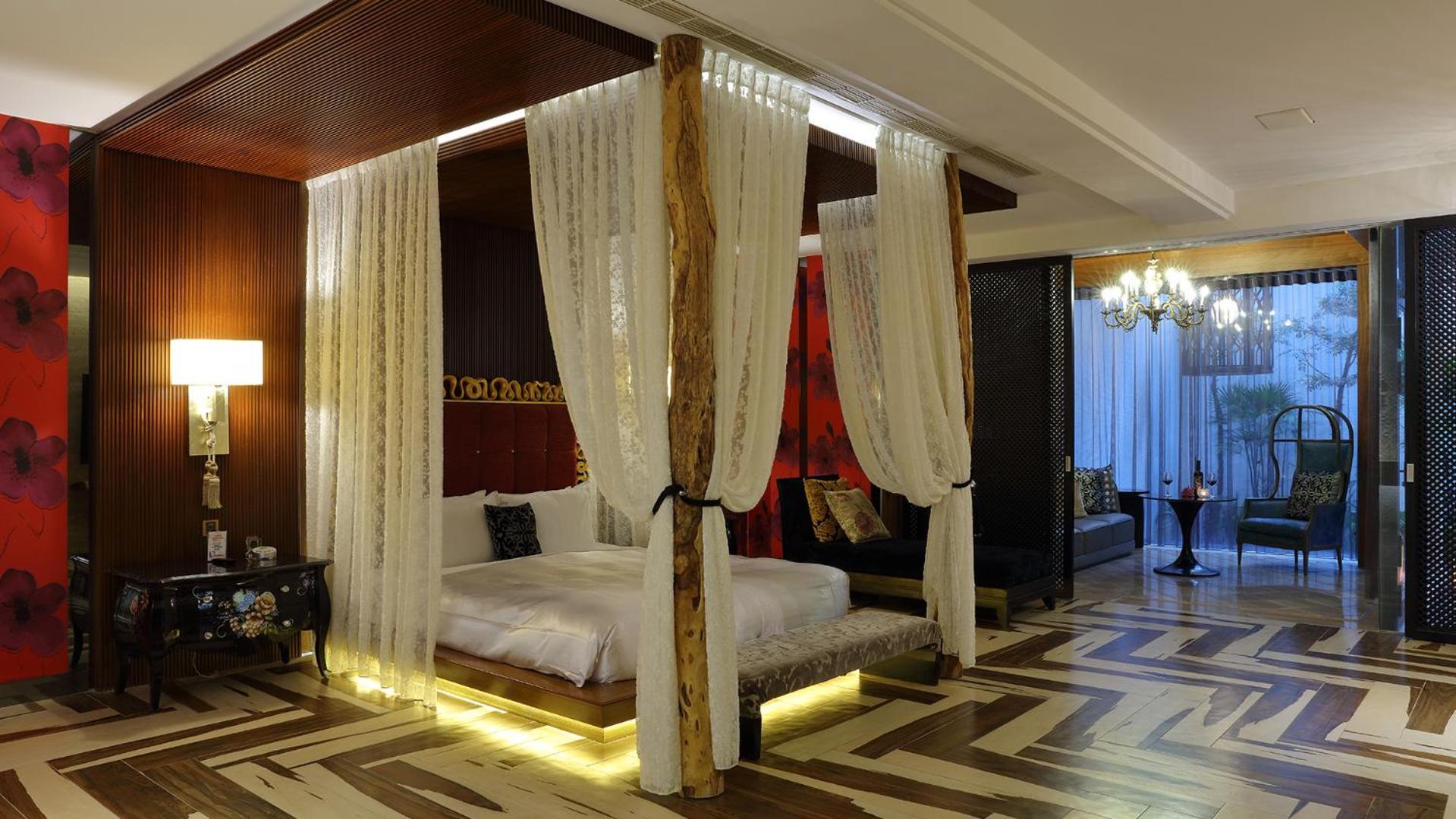 Mulan Motel Taichung Luaran gambar