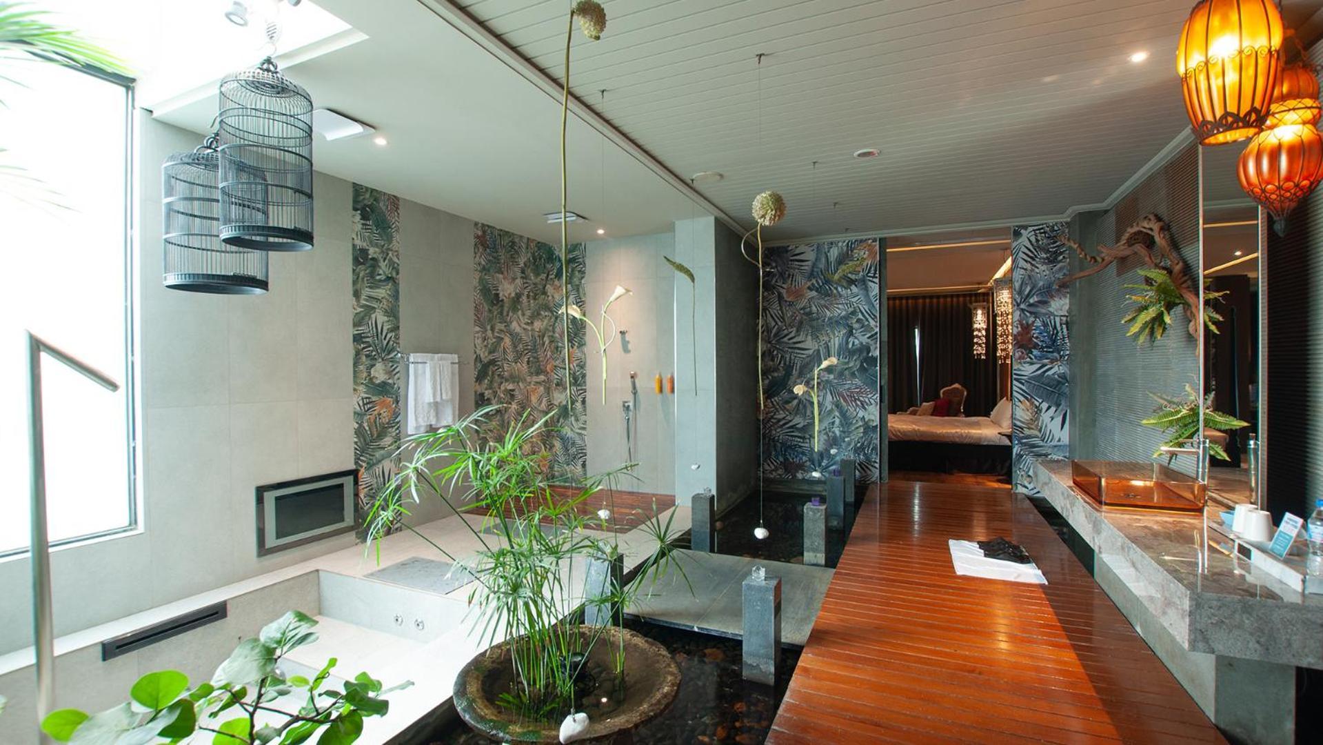 Mulan Motel Taichung Luaran gambar