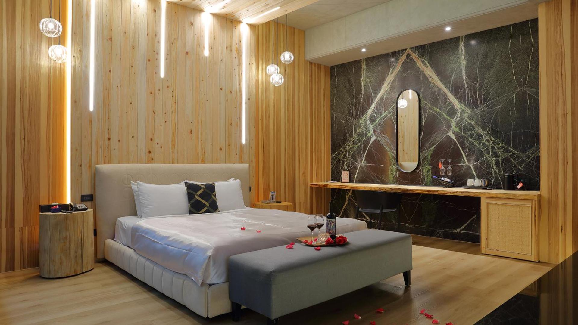 Mulan Motel Taichung Luaran gambar