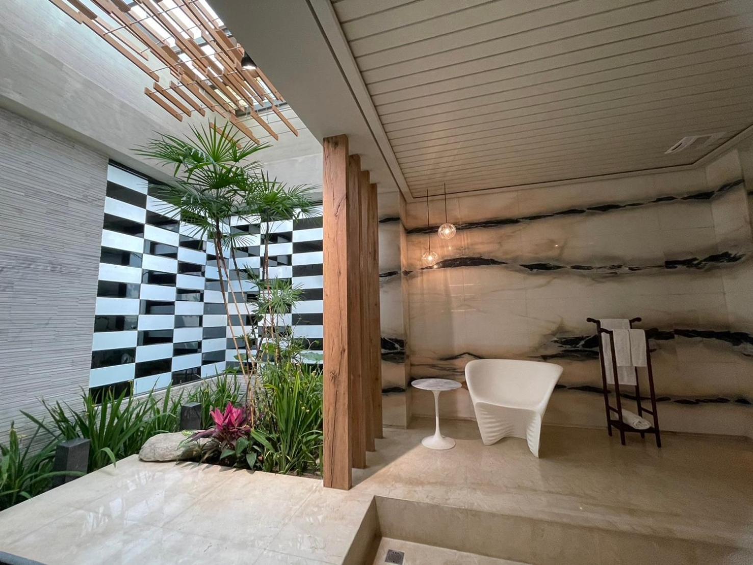 Mulan Motel Taichung Luaran gambar