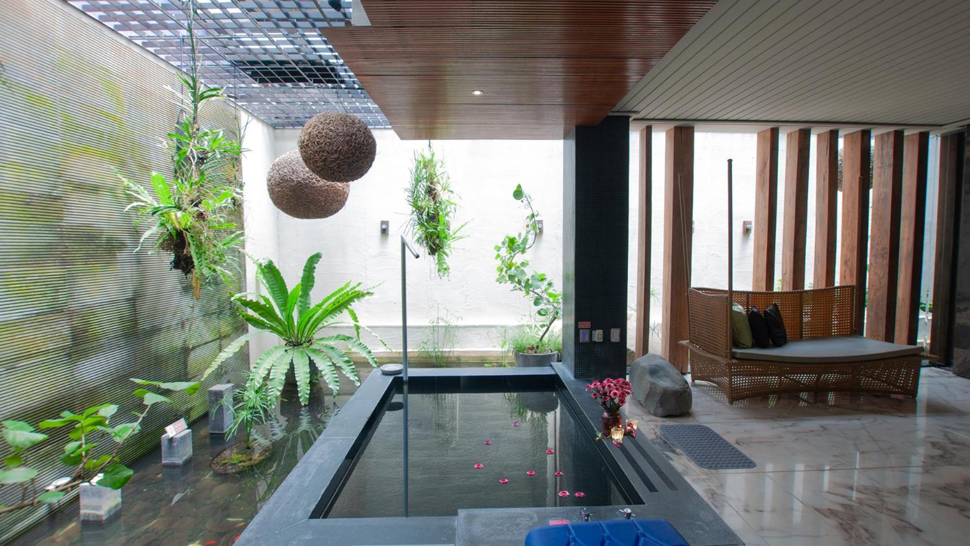 Mulan Motel Taichung Luaran gambar