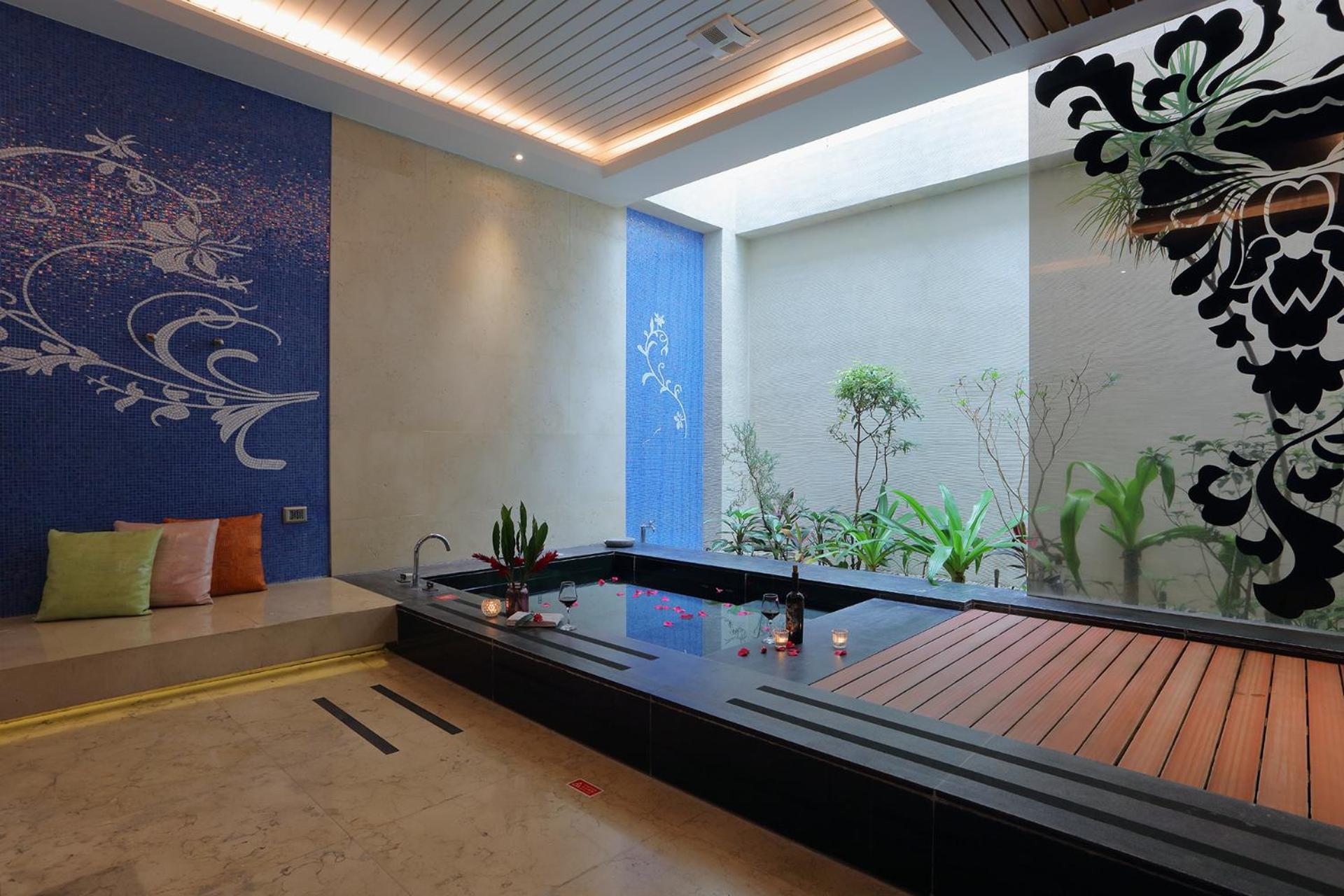 Mulan Motel Taichung Luaran gambar
